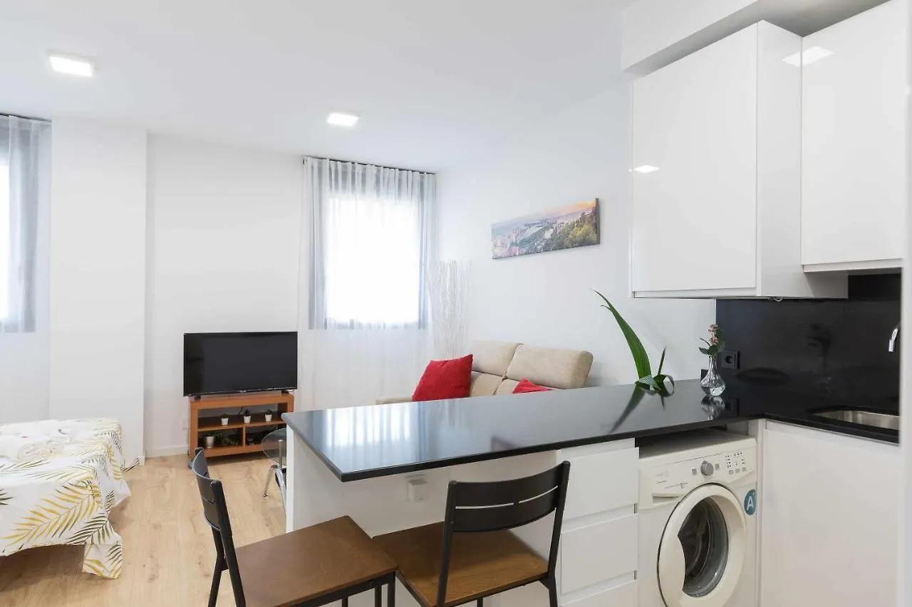 Cosmopolitan Loft & Malaga Beach